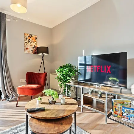 Апартаменты Julie's 2 Bed Wilson St