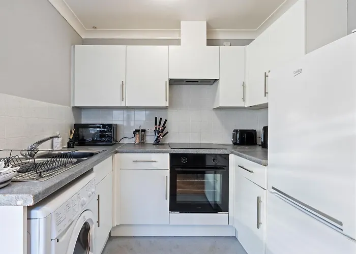 Julie's 2 Bed Wilson St * Bristol