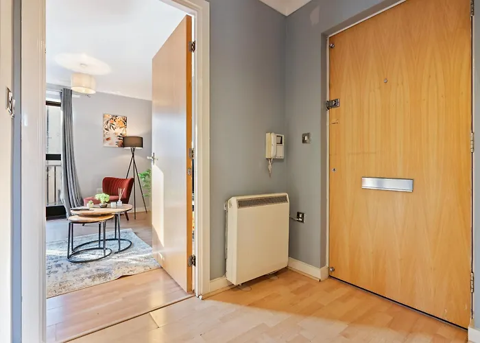 Julie's 2 Bed Wilson St Appartement *