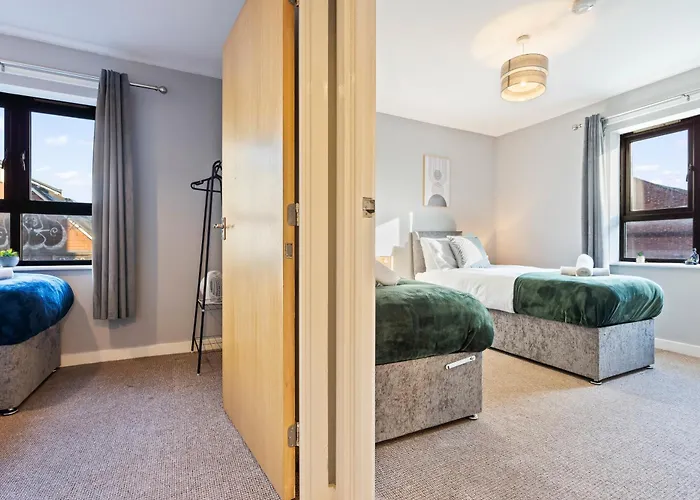 Julie's 2 Bed Wilson St * Bristol