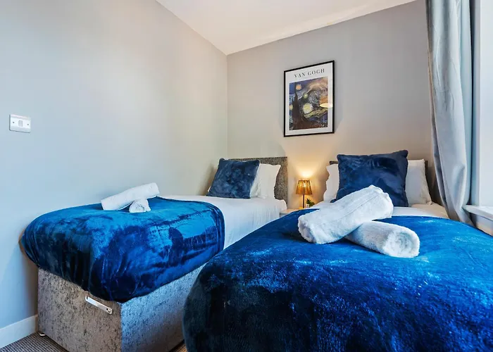 Julie's 2 Bed Wilson St Bristol