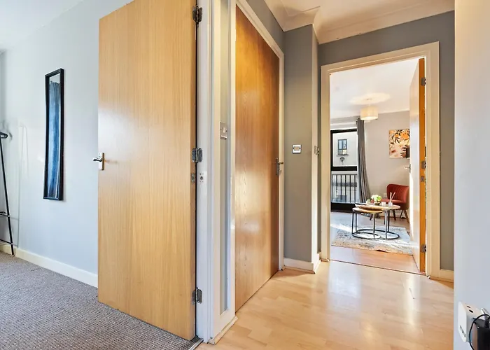 Julie's 2 Bed Wilson St